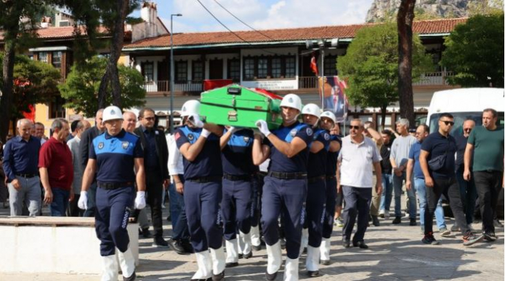 Büyükşehir Zabıta Daire Başkanı Son Yolculuğuna Uğurlandı